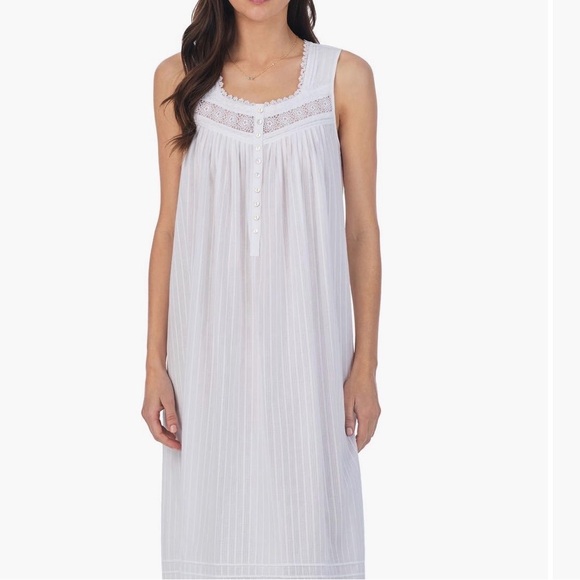 victorian classics Other - Vintage Victorian 100% Cotton White Lace Nightgown Renaissance M